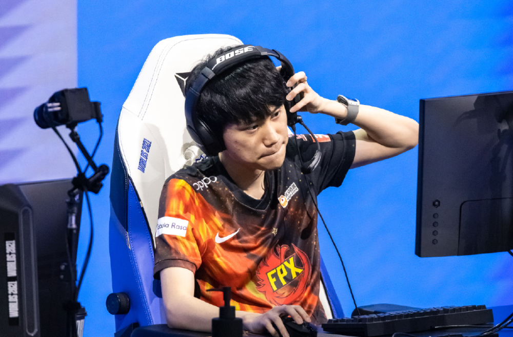 FPX力克GEN，SwordArt绝境逆转的简单介绍