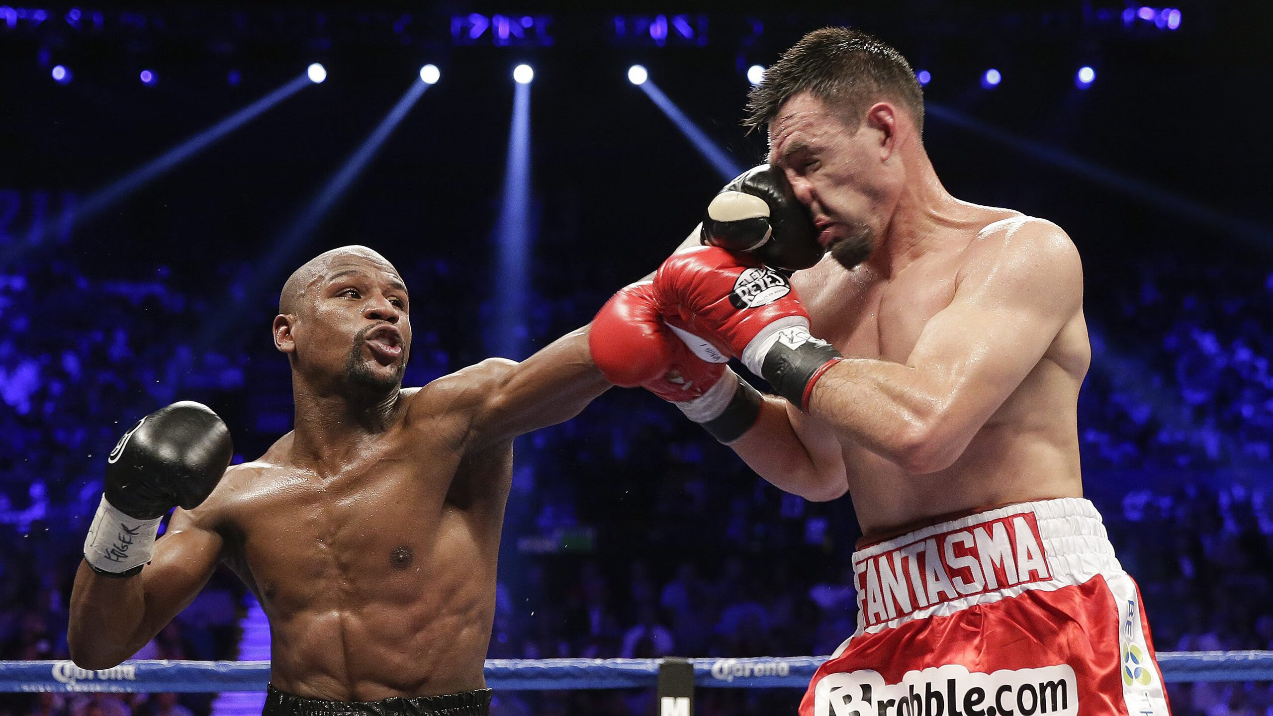 亚洲铁闸震慑伯纳乌！富安健洋用冠军级表现在西甲最高舞台正名